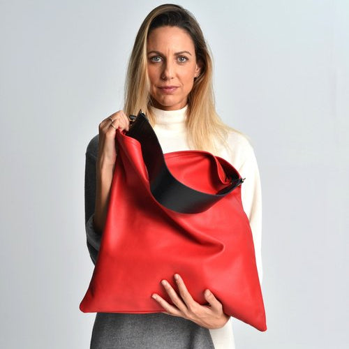 Akathi Mat Bag in RedAna KoutsiBAGS