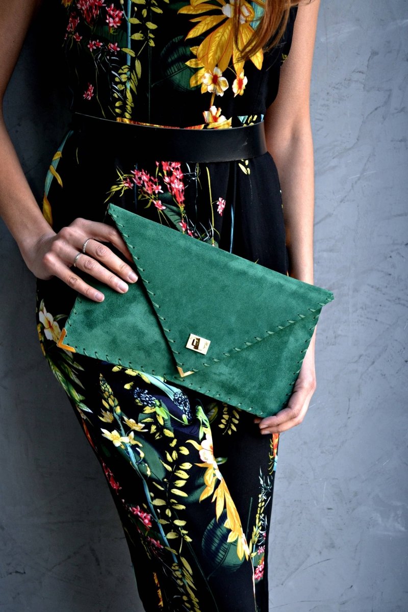 Symmetria soft clutch in emerald: GoldANA KOUTSI